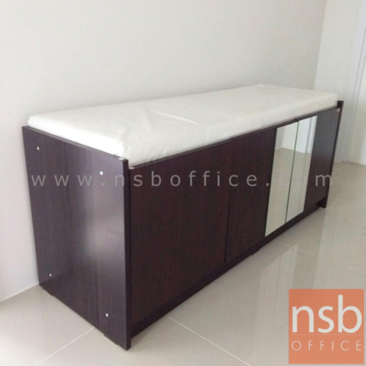 G05A031:ตู้ 3 บานเปิดวางรองเท้า พร้อมเบาะรองนั่ง 120W*40D*50H cm   