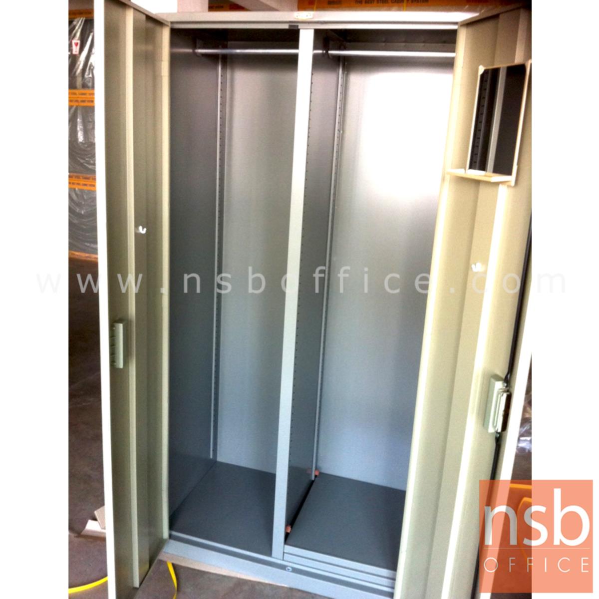 ตู้ล็อคเกอร์ 2 ประตู ยี่ห้อลัคกี้ รุ่น LK-6102 มีแผ่นกั้นกลาง (สำหรับ 1 ท่าน)   